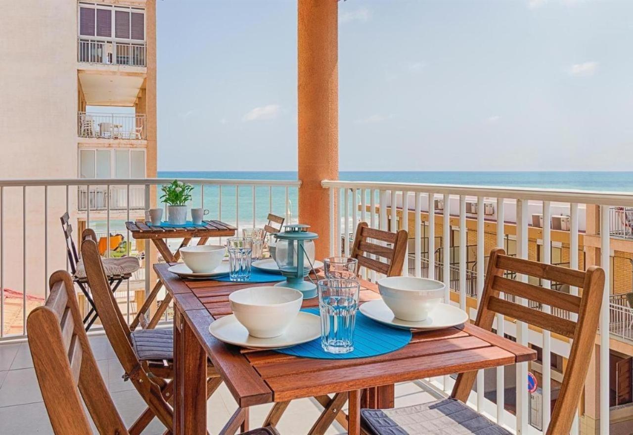 Seaview Modern Beach Apartment グアルダマル・デル・セグラ エクステリア 写真